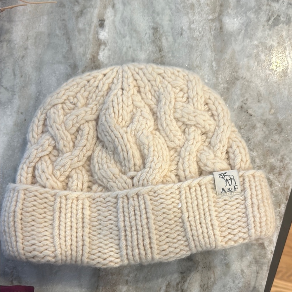 Abercrombie & Fitch Cream Cable Knit Beanie